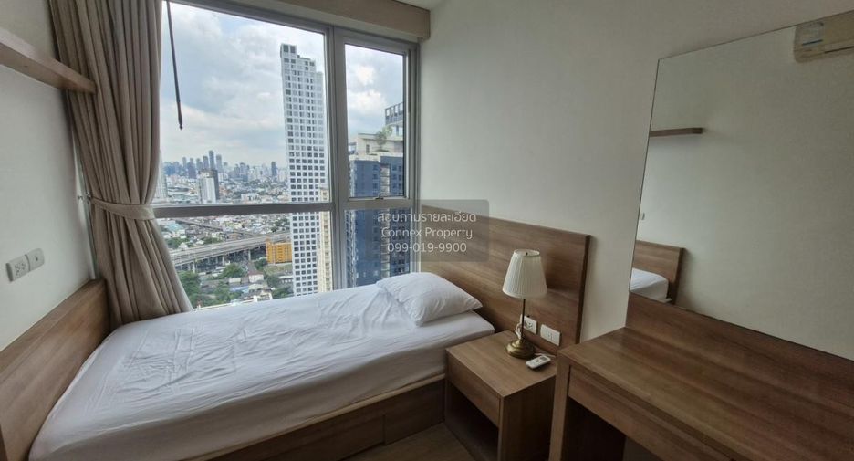 For rent 2 bedrooms condo in Phra Khanong, Bangkok