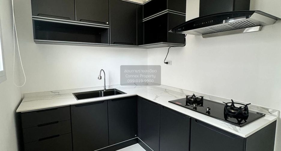 For rent 4 bedrooms house in Mueang Samut Prakan, Samut Prakan