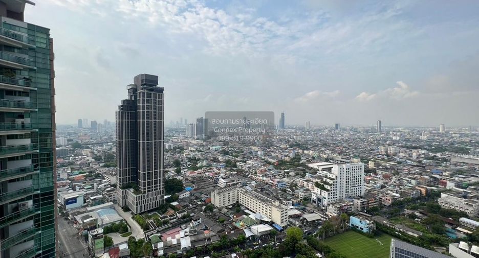 For rent 3 bedrooms condo in Bang Kho Laem, Bangkok