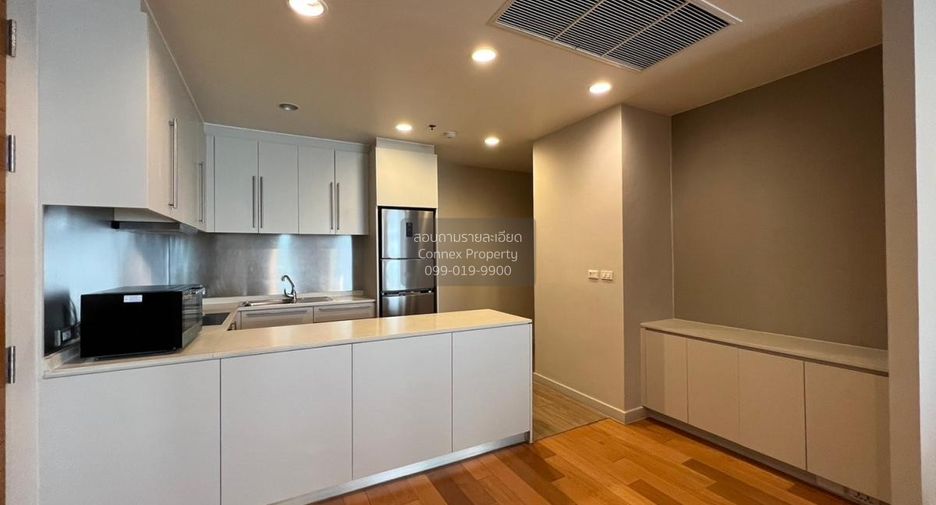 For rent 3 bedrooms condo in Bang Kho Laem, Bangkok