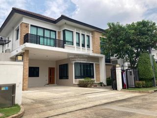 For rent 4 bedrooms house in Mueang Nonthaburi, Nonthaburi