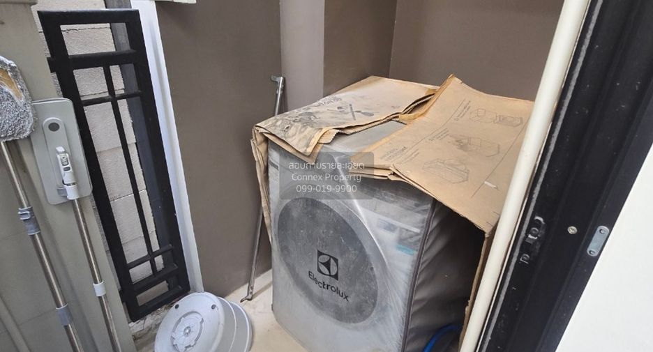 For rent 3 ベッドルーム townhouse in Prawet, Bangkok