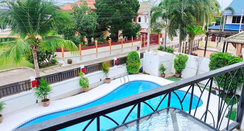 Casa en alquiler de 6 habitaciones en East Pattaya, Pattaya