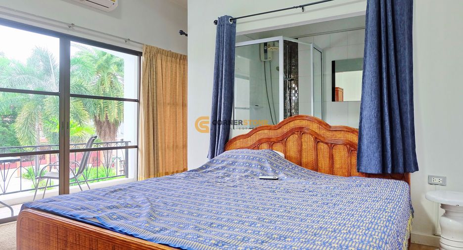 Casa en alquiler de 6 habitaciones en East Pattaya, Pattaya