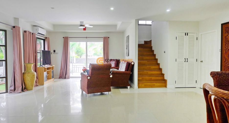 Casa en alquiler de 6 habitaciones en East Pattaya, Pattaya