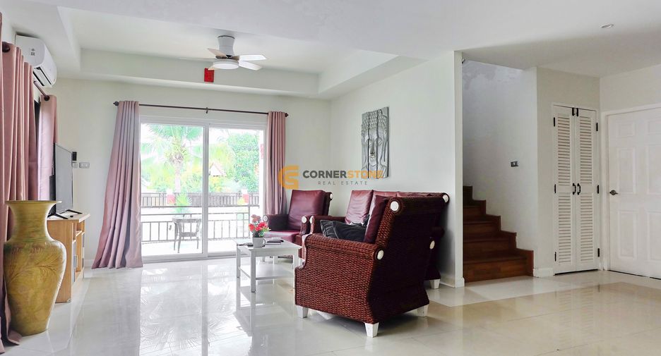 Casa en alquiler de 6 habitaciones en East Pattaya, Pattaya