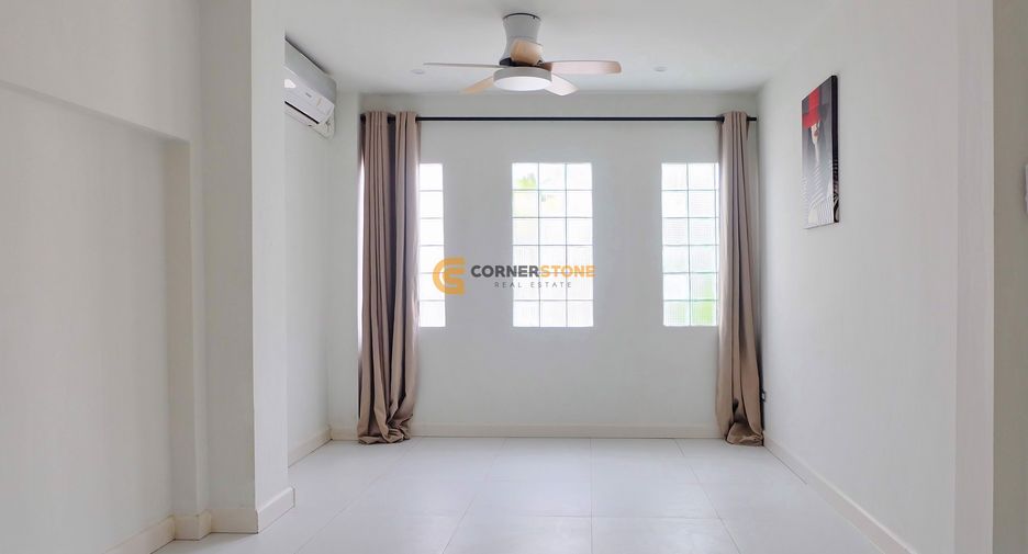 Casa en alquiler de 6 habitaciones en East Pattaya, Pattaya