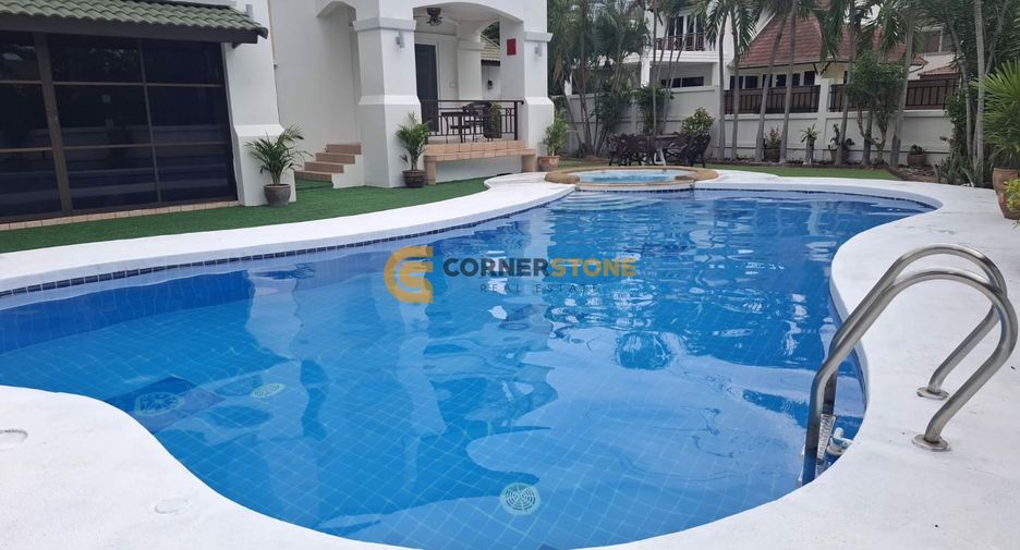 Casa en alquiler de 6 habitaciones en East Pattaya, Pattaya