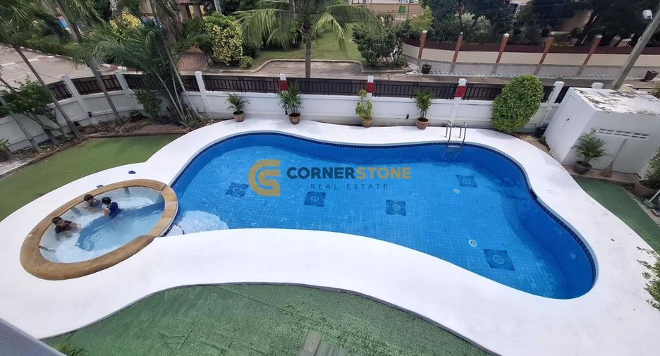 Casa en alquiler de 6 habitaciones en East Pattaya, Pattaya