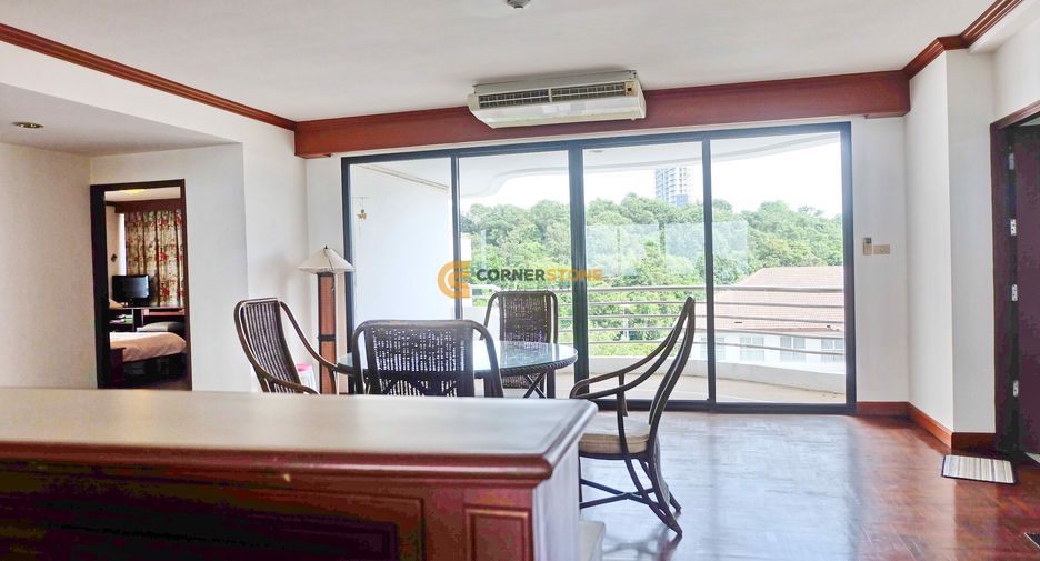 Condo en venta de 3 habitaciones en Pratumnak, Pattaya