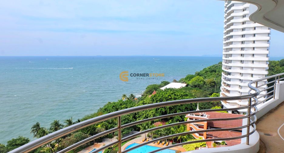 Condo en venta de 3 habitaciones en Pratumnak, Pattaya