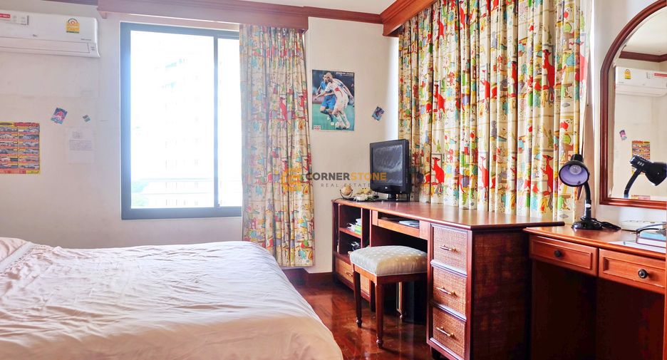 Condo en venta de 3 habitaciones en Pratumnak, Pattaya
