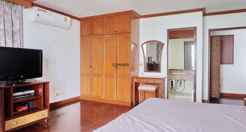 Condo en venta de 3 habitaciones en Pratumnak, Pattaya