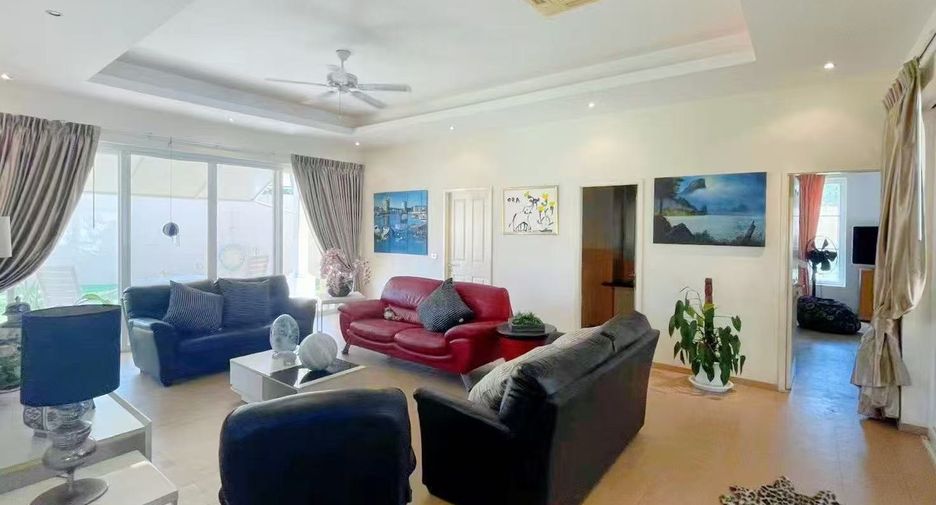 Haus zur Miete mit 8 Zimmer in Bang Lamung, Chonburi