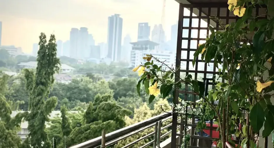 For rent 2 bedrooms condo in Yan Nawa, Bangkok
