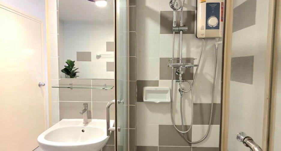 For sale 2 bedrooms condo in Mueang Phuket, Phuket