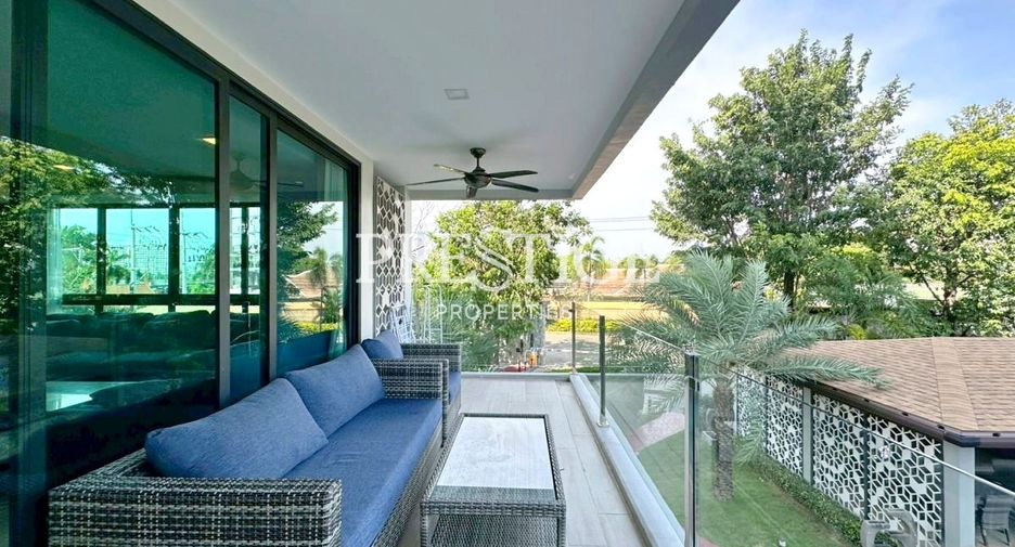 For sale 3 bedrooms condo in Bang Lamung, Chonburi