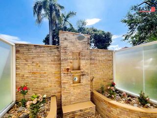 Casa en alquiler de 8 habitaciones en Bang Lamung, Chonburi