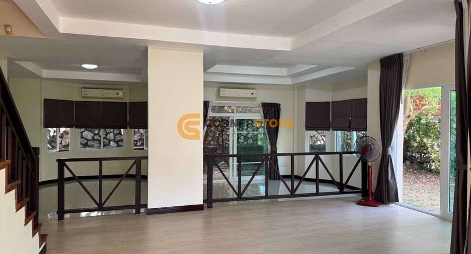 For rent そして for sale 3 ベッドルーム house in Bang Lamung, Chonburi
