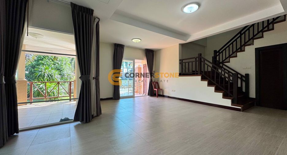 For rent そして for sale 3 ベッドルーム house in Bang Lamung, Chonburi