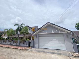 For rent and for sale 5 bedrooms house in Bang Lamung, Chonburi