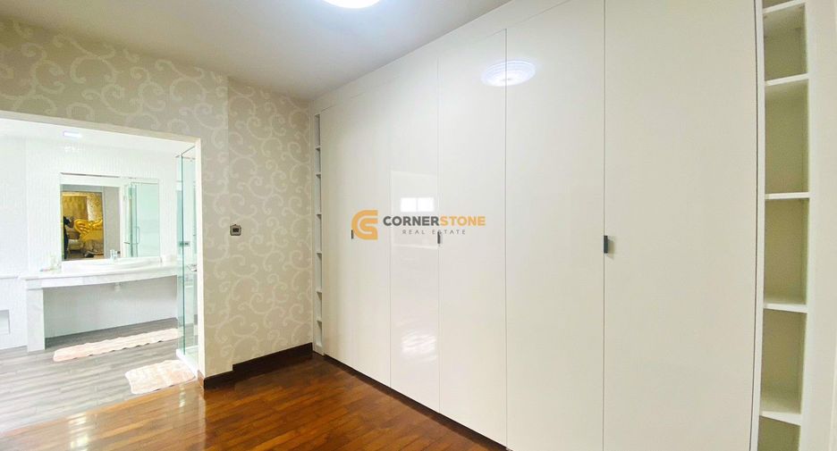 Casa en alquiler y en venta de 5 habitaciones en Bang Lamung, Chonburi