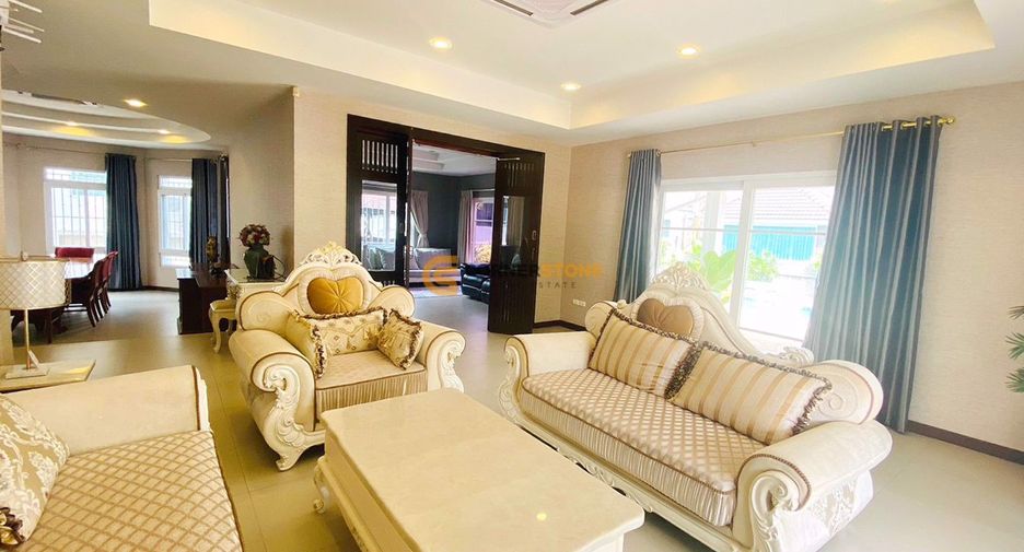 Casa en alquiler y en venta de 5 habitaciones en Bang Lamung, Chonburi