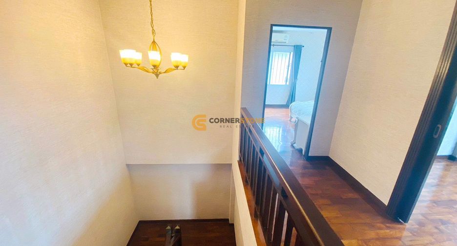 Casa en alquiler y en venta de 5 habitaciones en Bang Lamung, Chonburi