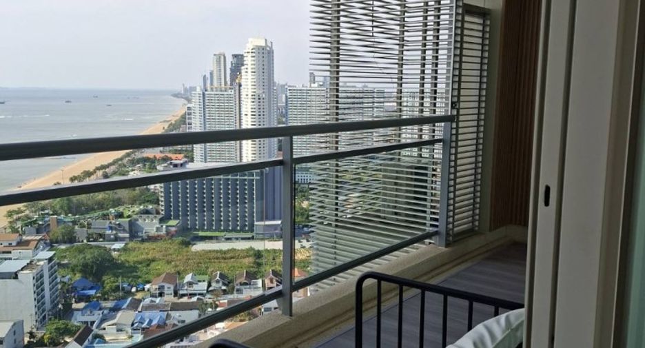 For sale 2 bedrooms condo in Jomtien, Pattaya