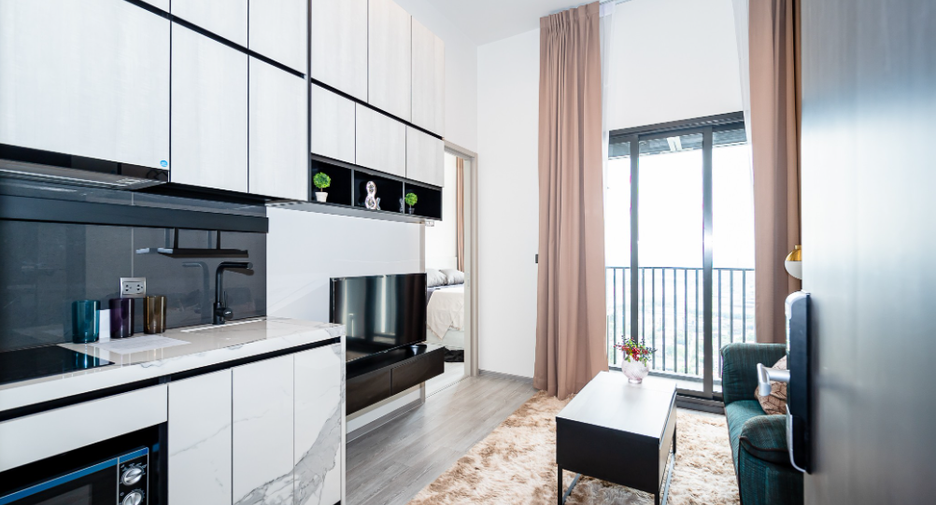 For sale 1 bed condo in Phra Khanong, Bangkok