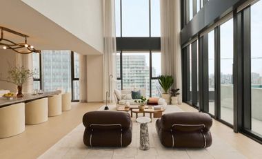 For sale 4 bedrooms condo in Khlong Toei, Bangkok