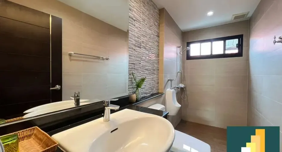 For rent and for sale 2 bedrooms house in Bang Lamung, Chonburi