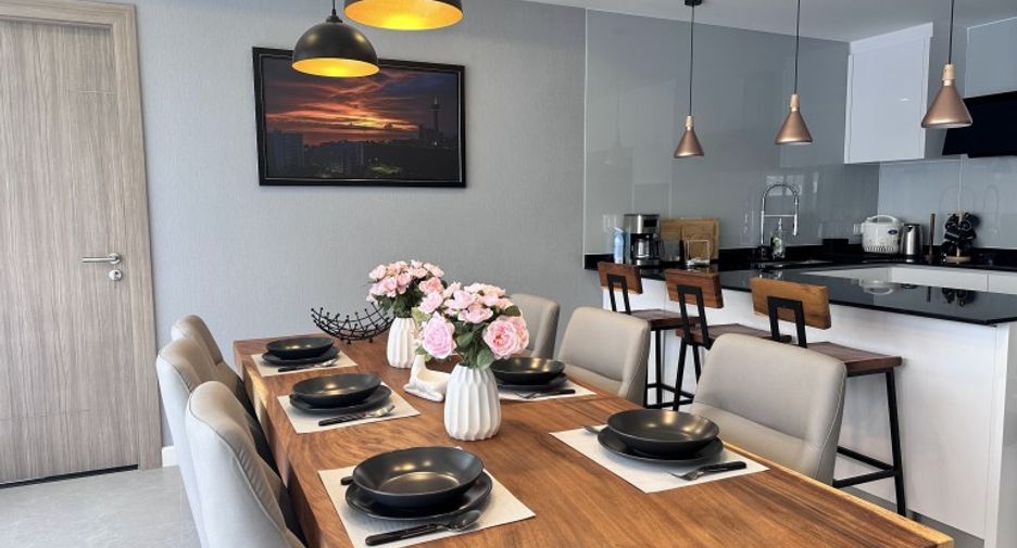 For sale 4 bedrooms house in South Pattaya, Pattaya