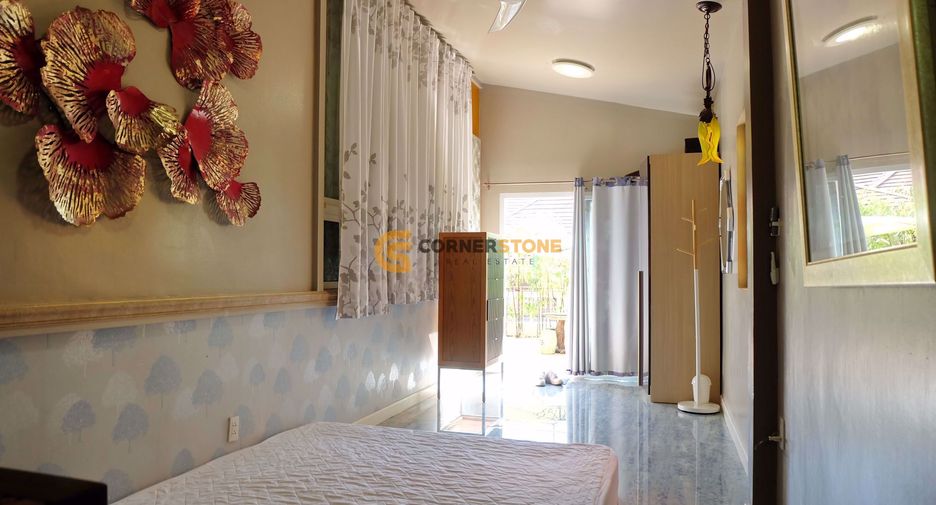 For rent and for sale 4 bedrooms house in Sattahip, Chonburi
