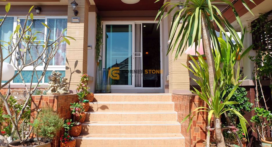 For rent and for sale 4 bedrooms house in Sattahip, Chonburi