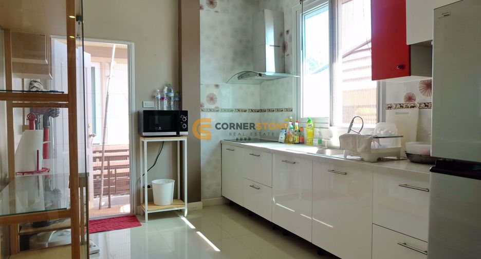 For rent and for sale 4 bedrooms house in Sattahip, Chonburi