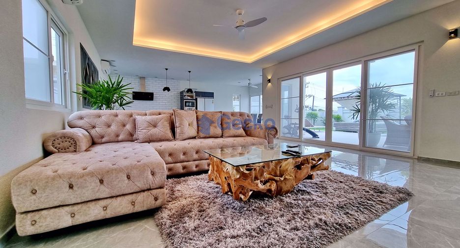 For sale 3 bedrooms house in Bang Lamung, Chonburi