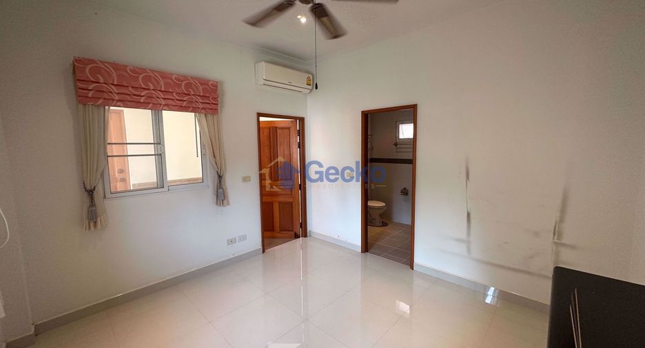 Casa en venta de 4 habitaciones en Bang Lamung, Chonburi