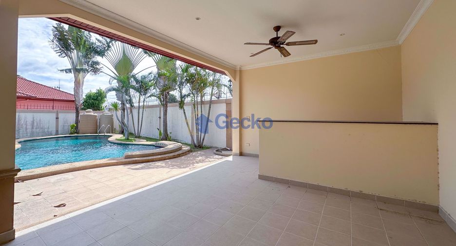 Casa en venta de 4 habitaciones en Bang Lamung, Chonburi