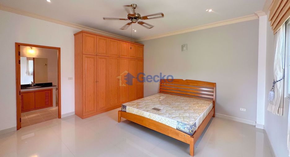 Casa en venta de 4 habitaciones en Bang Lamung, Chonburi