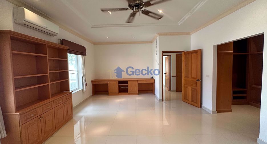 Casa en venta de 4 habitaciones en Bang Lamung, Chonburi