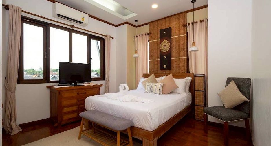 For sale 5 ベッドルーム house in Bang Lamung, Chonburi