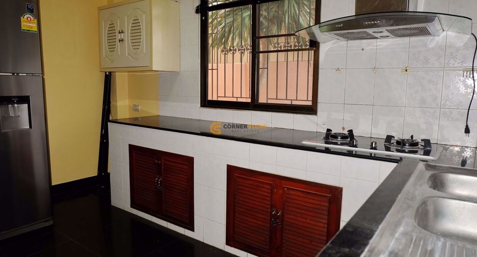 For rent 4 bedrooms house in Bang Lamung, Chonburi