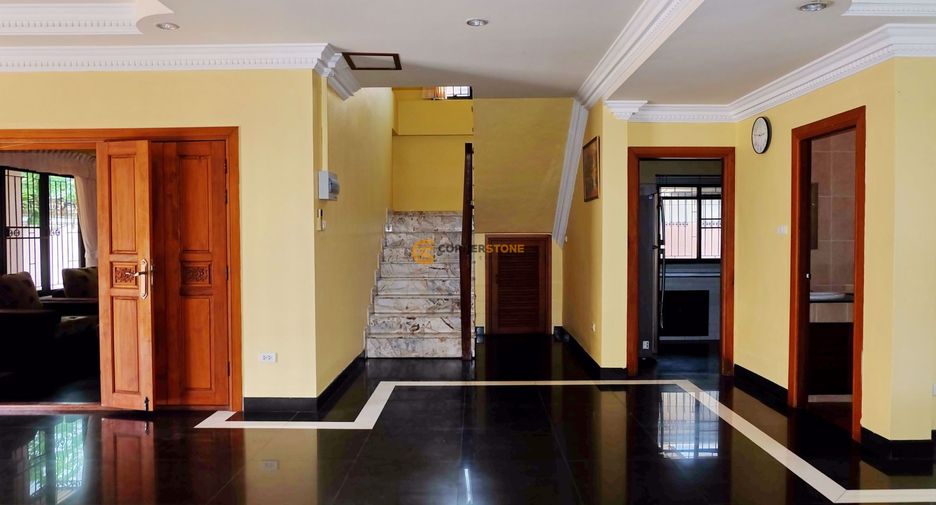 For rent 4 bedrooms house in Bang Lamung, Chonburi