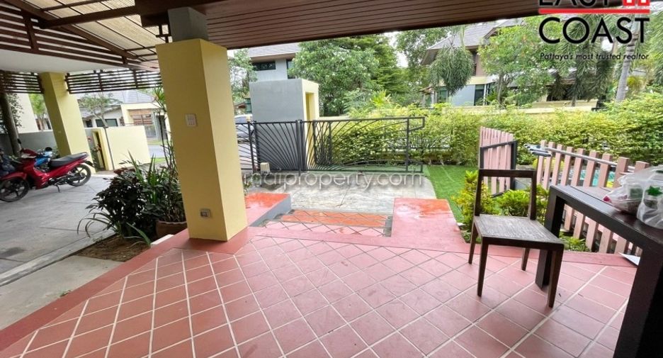 Casa en venta y en alquiler de 3 habitaciones en East Pattaya, Pattaya