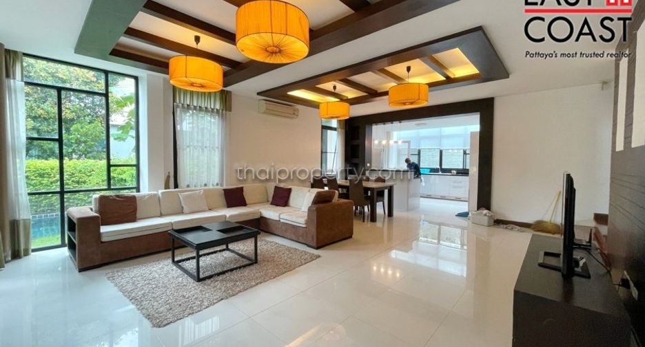 Casa en venta y en alquiler de 3 habitaciones en East Pattaya, Pattaya