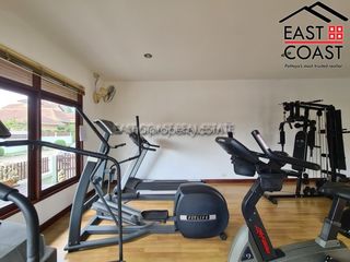 Casa en venta y en alquiler de 3 habitaciones en Bang Saray, Pattaya