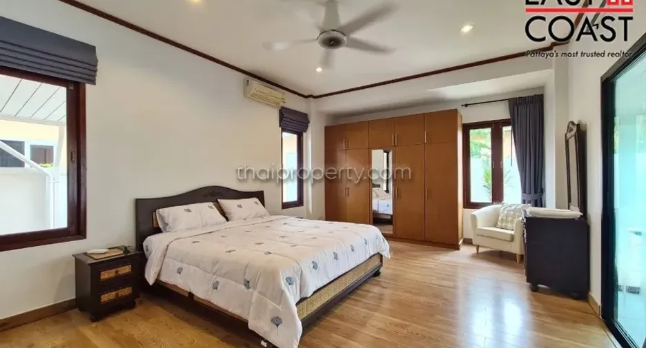For rent and for sale 3 bedrooms house in Bang Lamung, Chonburi