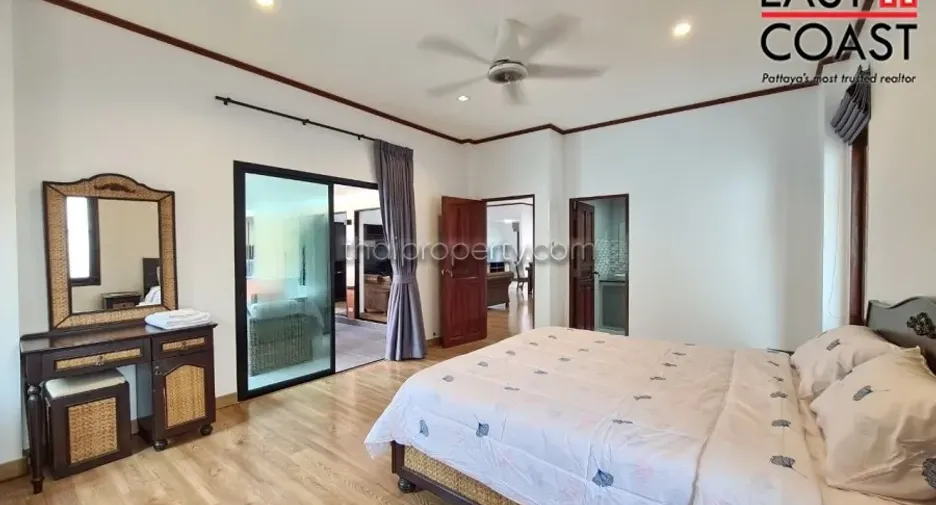 For rent and for sale 3 bedrooms house in Bang Lamung, Chonburi