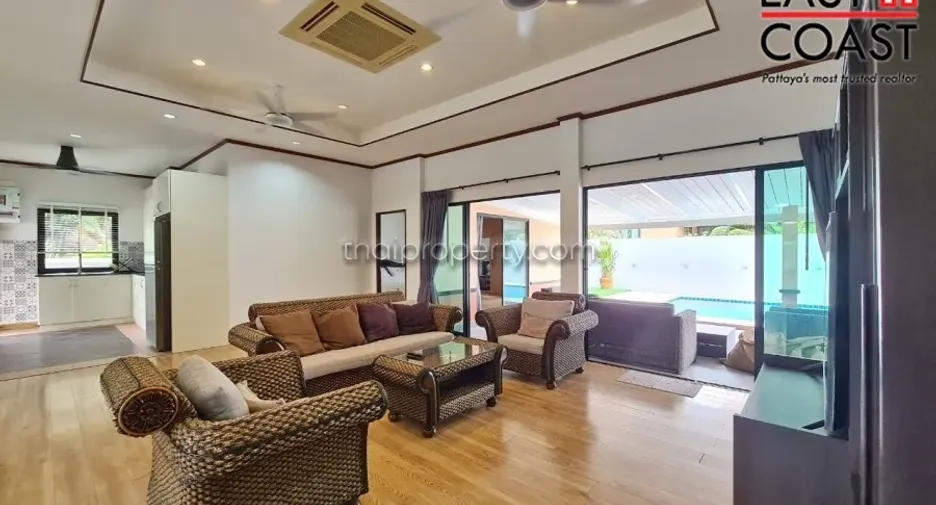 For rent and for sale 3 bedrooms house in Bang Lamung, Chonburi